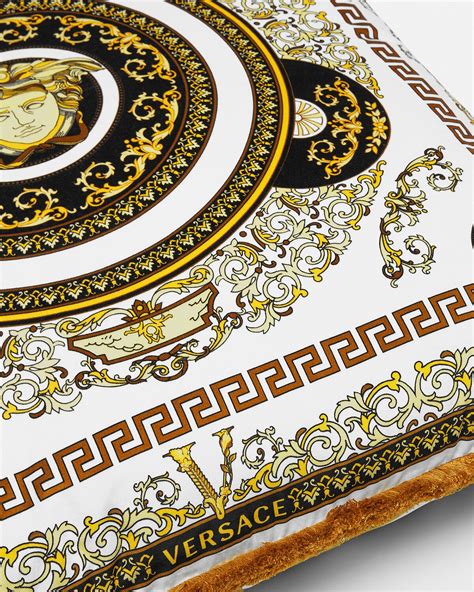 versace cushions replica